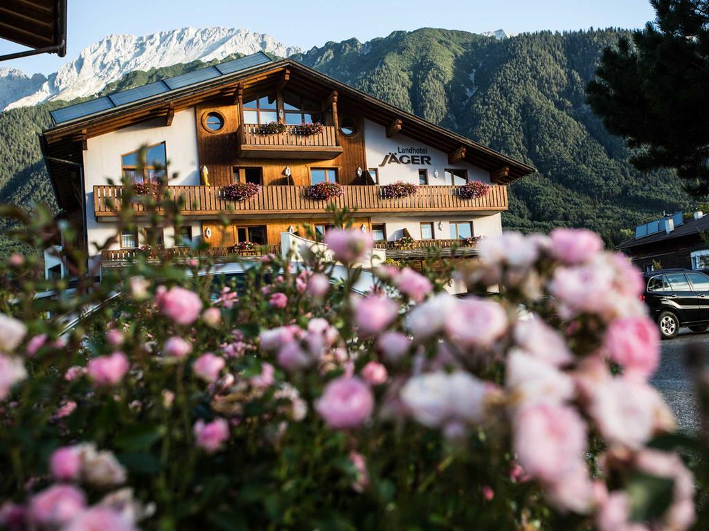 Landhotel Jaeger Top Wildermieming ภายนอก รูปภาพ