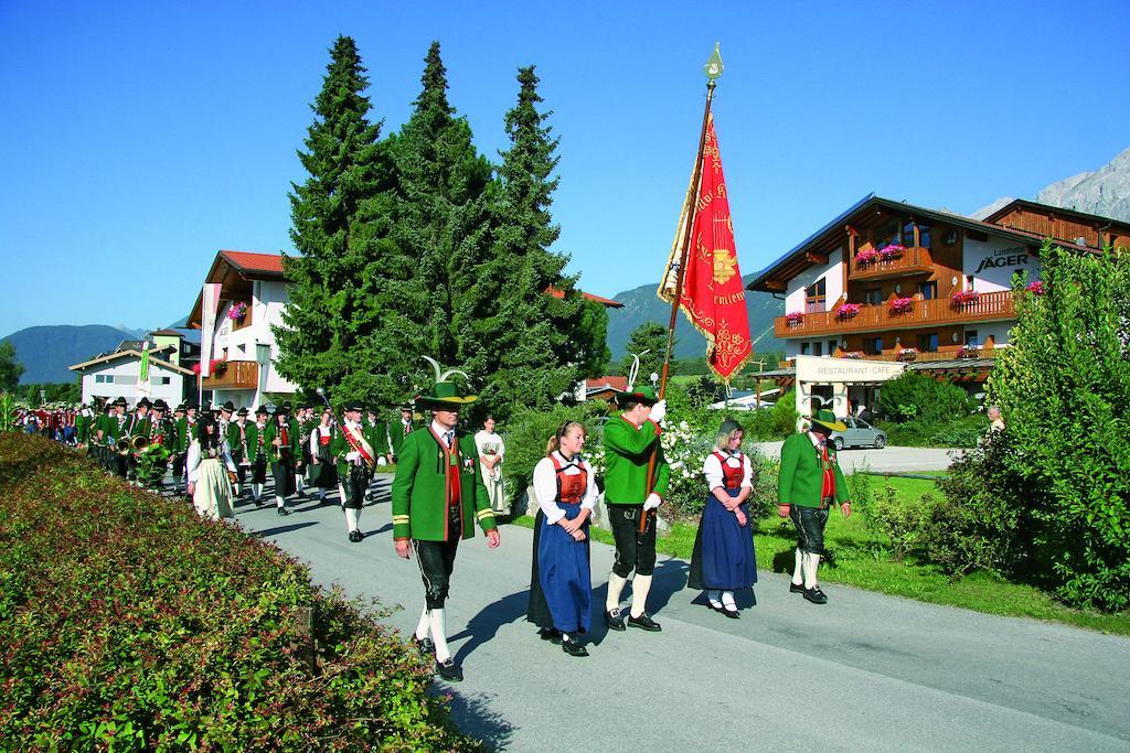 Landhotel Jaeger Top Wildermieming ภายนอก รูปภาพ